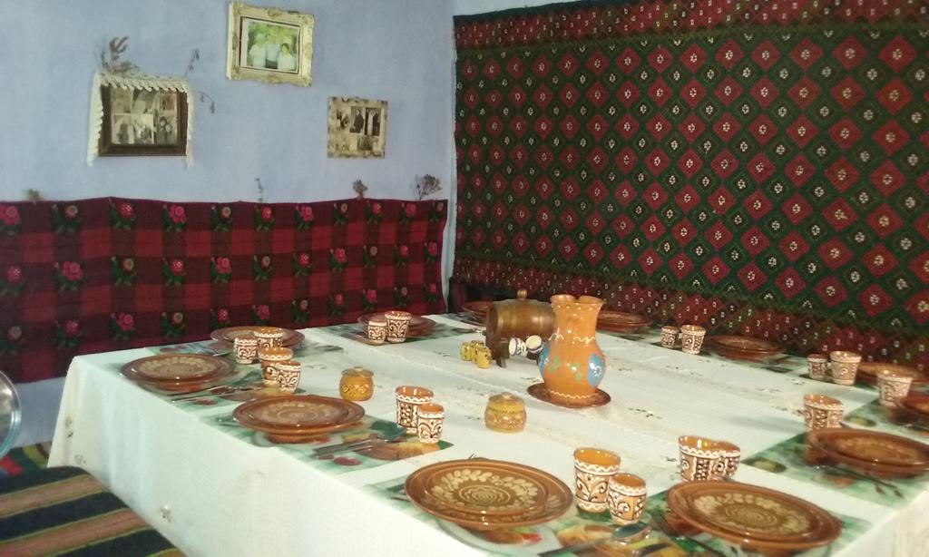 La Popas Hotell Orhei Exteriör bild