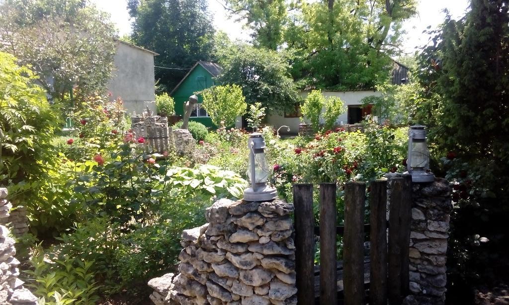 La Popas Hotell Orhei Exteriör bild